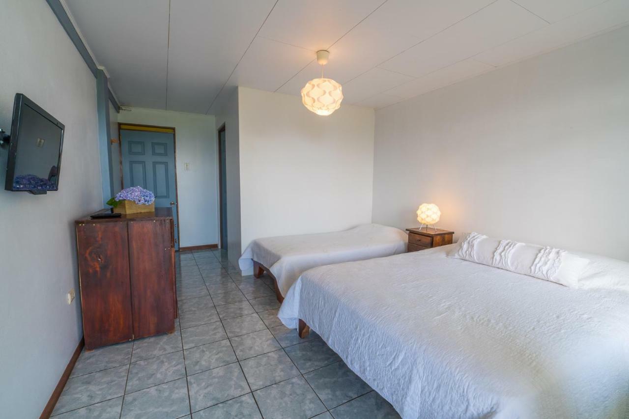 Ladera Hotel Туриалба Екстериор снимка